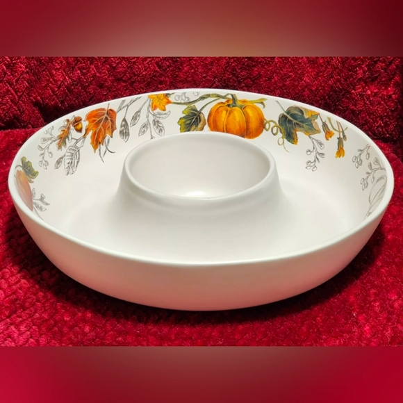 Bee & Willow Ceramic Thanksgiving Autumn Fall Chips & Dip Serving Party Platter - Picture 2 of 6